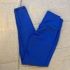 Paragon fitness Blue leggings in Size Small